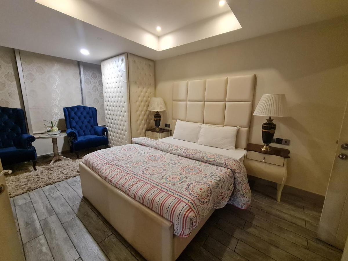 Royal Residencia Centaurus Appartement Islamabad Buitenkant foto