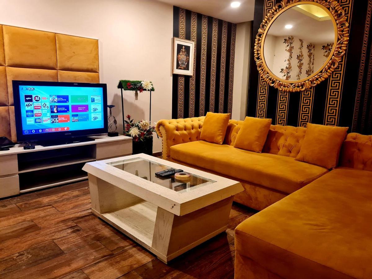 Royal Residencia Centaurus Appartement Islamabad Buitenkant foto